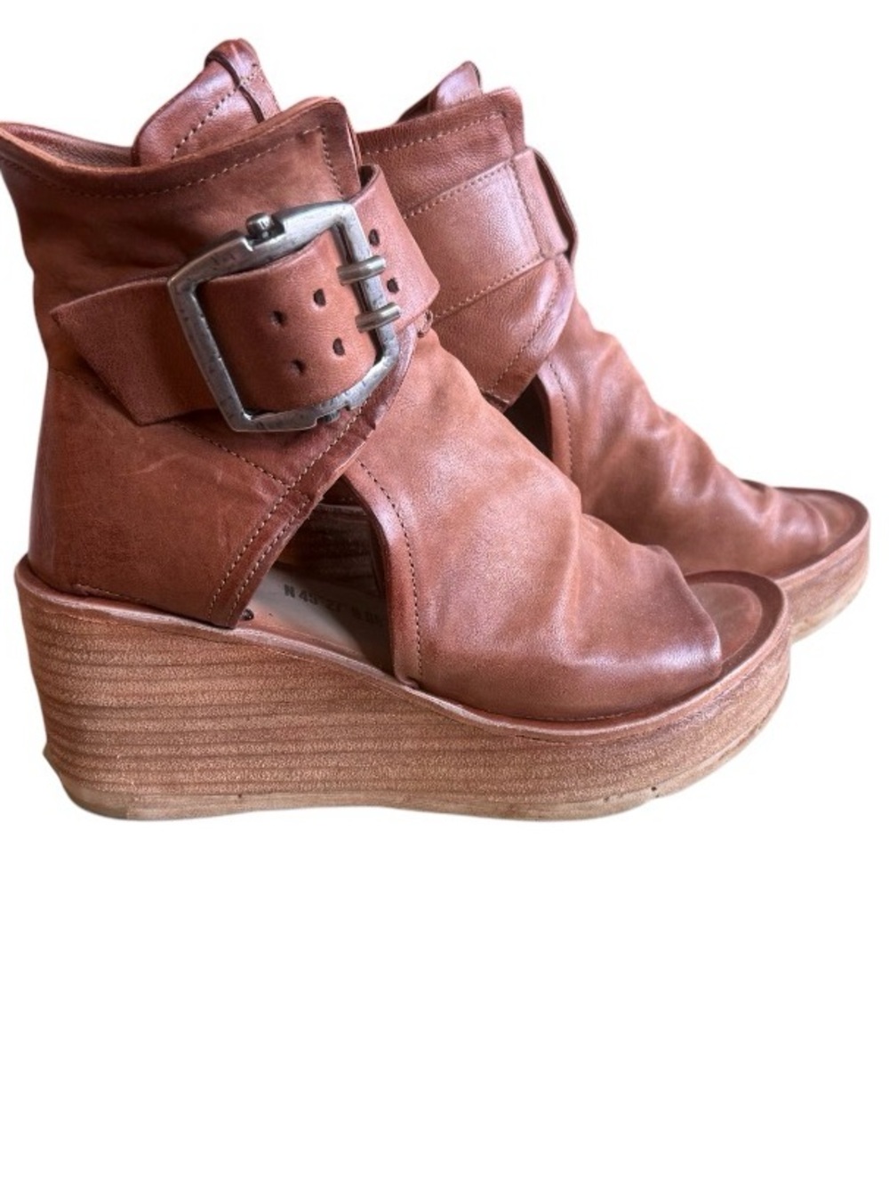A.S.98 Naya Calvados Wedges